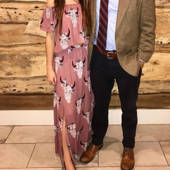 Altar'd State Dresses & Skirts - Altar’d State two piece dressy outfit